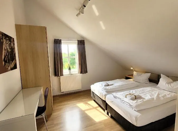 21096 Prázdninový dům